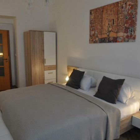 Jirina Appartments Πράγα Εξωτερικό φωτογραφία