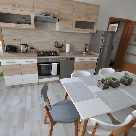 Jirina Appartments Πράγα Εξωτερικό φωτογραφία