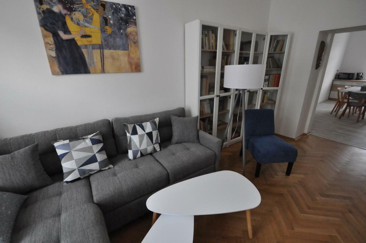 Jirina Appartments Πράγα Εξωτερικό φωτογραφία